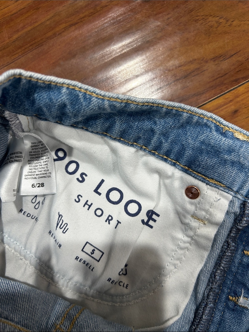 Lucky Brand Light Blue Distressed Denim Cutoff Shorts, 6/28 shorts - Picture 5 of 7